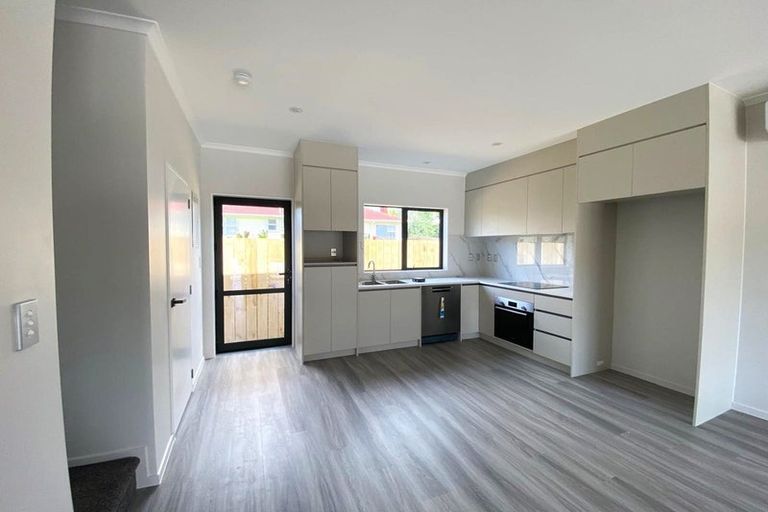 Photo of property in 52 Wedgwood Avenue, Mangere East, Auckland, 2024