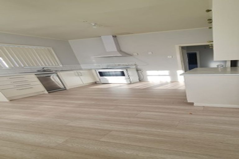 Photo of property in 1/5 Hill Road, Papatoetoe, Auckland, 2025