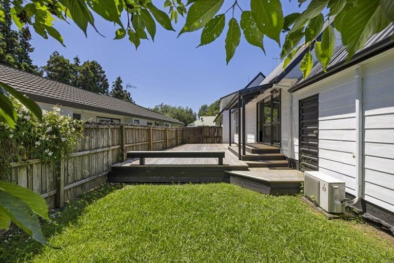 Photo of property in 21a Rimmington Drive, Hamilton Lake, Hamilton, 3204