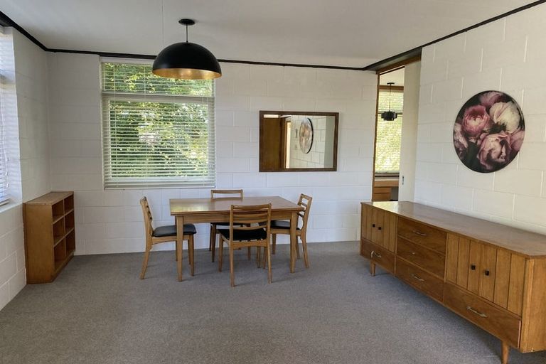 Photo of property in 21 Newbridge Place, Ilam, Christchurch, 8041