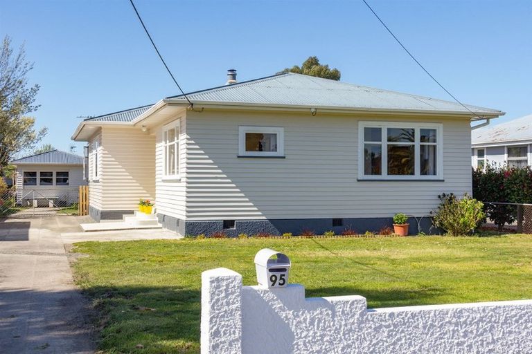 Photo of property in 95 Herbert Street, Masterton, 5810