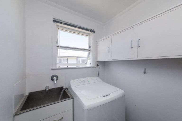 Photo of property in 6 Karamea Crescent, Kelvin Grove, Palmerston North, 4414