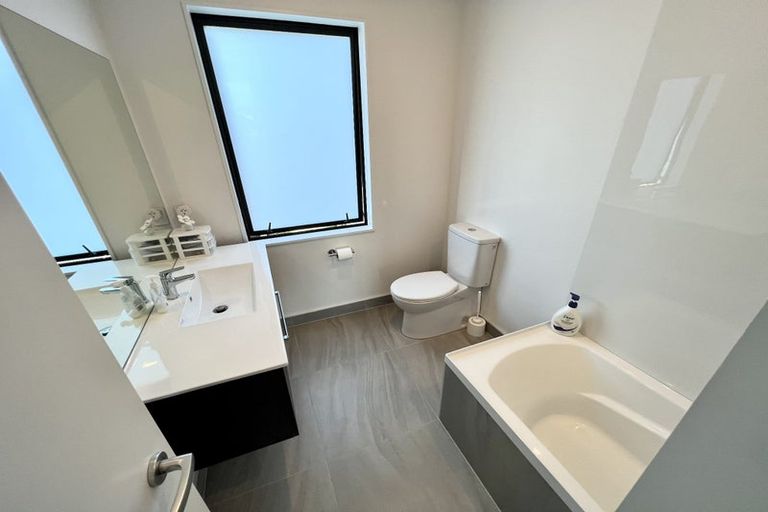 Photo of property in 8/52 High Street, Island Bay, Wellington, 6023