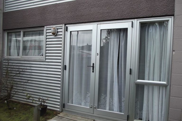 Photo of property in 126u3 Redwood Avenue, Tawa, Wellington, 5028