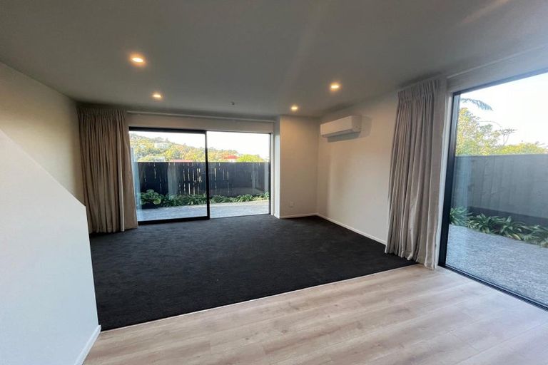 Photo of property in 15 Ara Toutouwai, Karori, Wellington, 6012