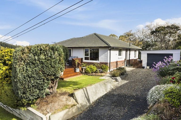 Photo of property in 27 Brockville Road, Glenross, Dunedin, 9011