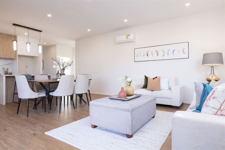 Photo of property in 44 Holcroft Street, Papakura, 2110