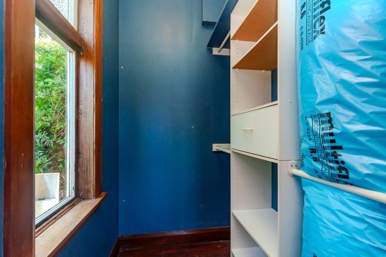 Photo of property in 94 Mitchell Street, Brooklyn, Wellington, 6021