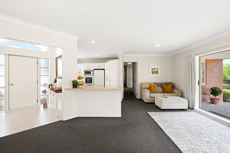 Photo of property in 12 Raungawari Drive, Huntington, Hamilton, 3210