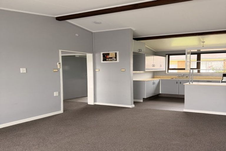 Photo of property in 1-12/71 Main Street, Mataura, 9712