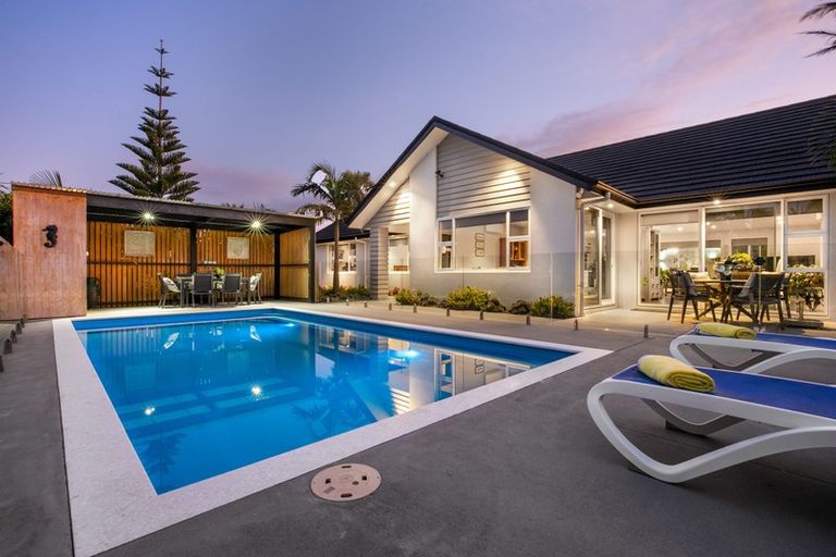 Photo of property in 129 Ostrich Farm Road, Pukekohe, 2676