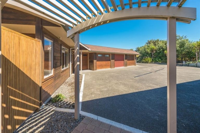 Photo of property in 36 Longbeach Drive, Castlecliff, Whanganui, 4501