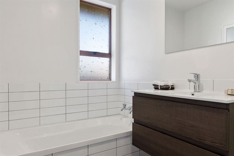 Photo of property in 2 Sidey Quay, Kaiapoi, 7630