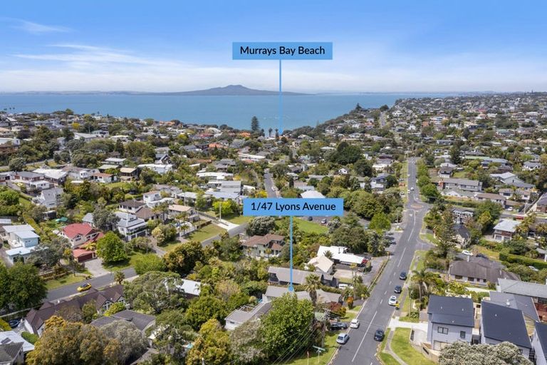 Photo of property in 47 Lyons Avenue, Murrays Bay, Auckland, 0630