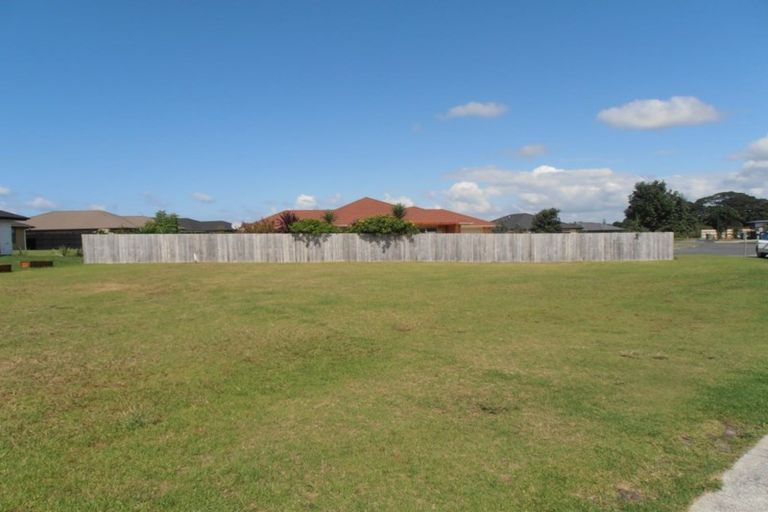 Photo of property in 16 Flax Street, Ruakaka, 0116