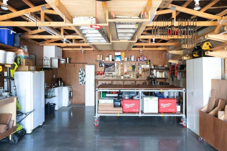 Photo of property in 2 Sonia Place, Casebrook, Christchurch, 8051