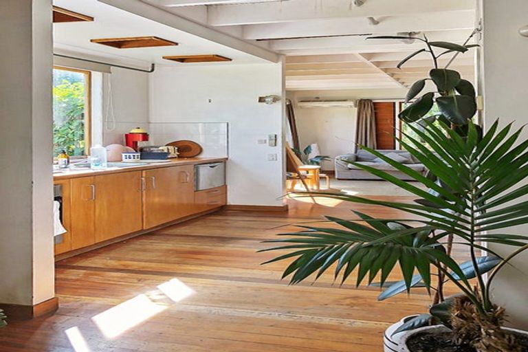 Photo of property in 1/38 Ngataringa Road, Devonport, Auckland, 0624