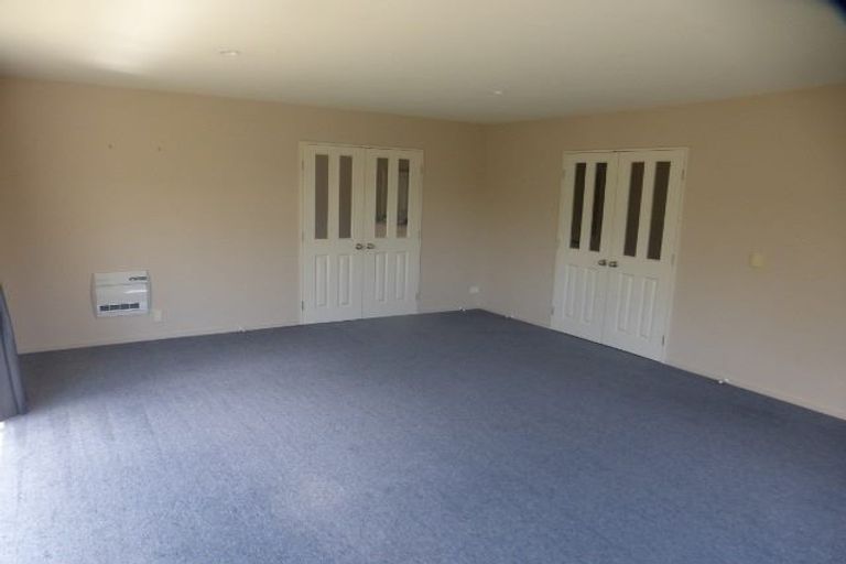 Photo of property in 4 Springwater Avenue, Northwood, Christchurch, 8051