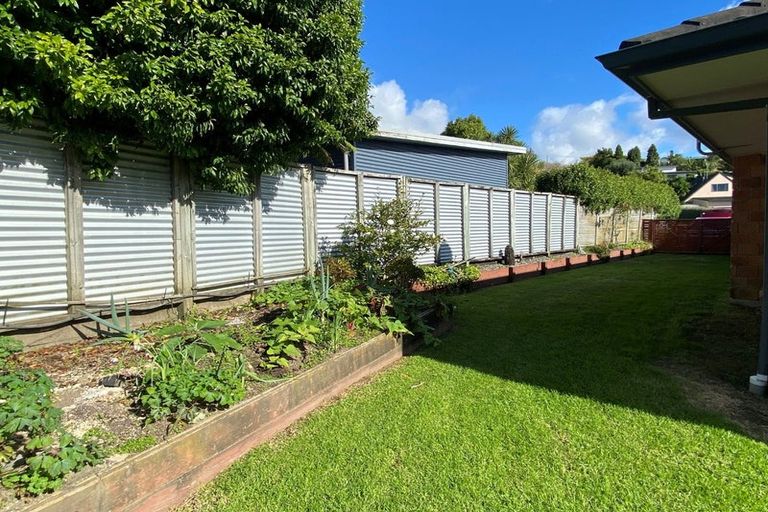 Photo of property in 2 Wouldbank Way, Welcome Bay, Tauranga, 3112