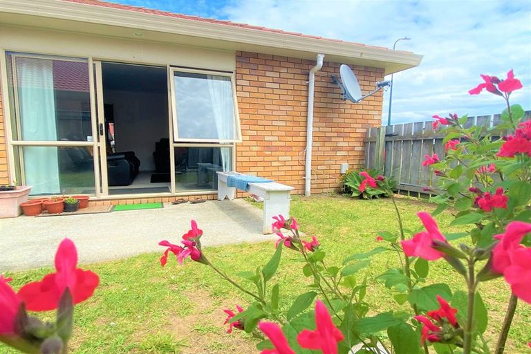 Photo of property in 5 Shah Lane, Mangere, Auckland, 2022
