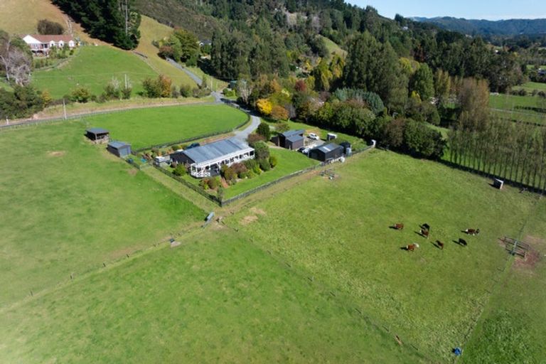 Photo of property in 199 Mangaroa Valley Road, Mangaroa, Upper Hutt, 5371