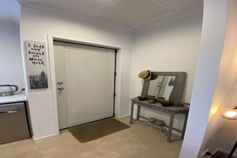 Photo of property in 2 Grey Warbler Road, Hobsonville, Auckland, 0616