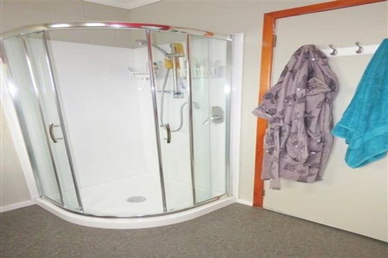 Photo of property in 3/58 Paynters Avenue, Strandon, New Plymouth, 4312