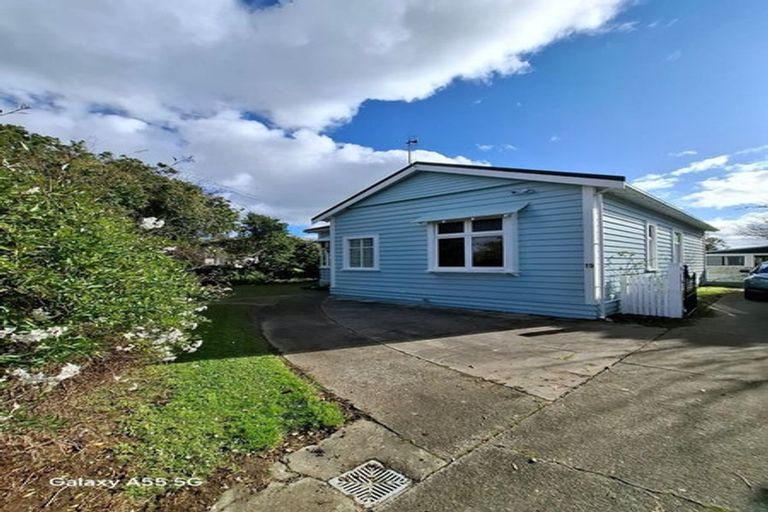 Photo of property in 19 Frederick Street, Terrace End, Palmerston North, 4410