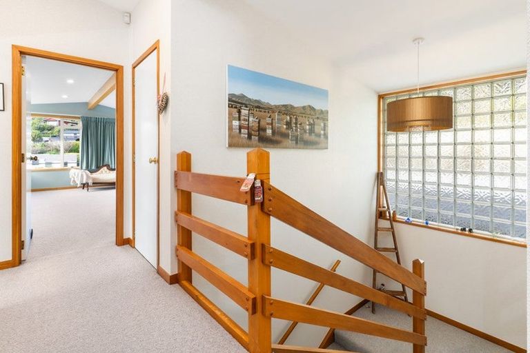 Photo of property in 63 Cannon Hill Crescent, Mount Pleasant, Christchurch, 8081