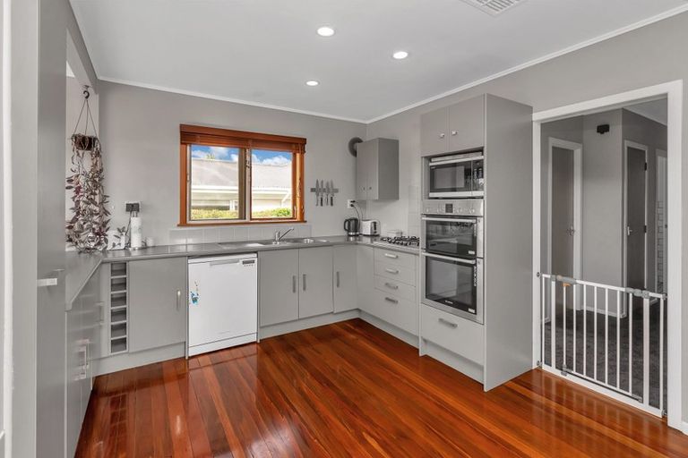 Photo of property in 21 George Point Road, Onerahi, Whangarei, 0110