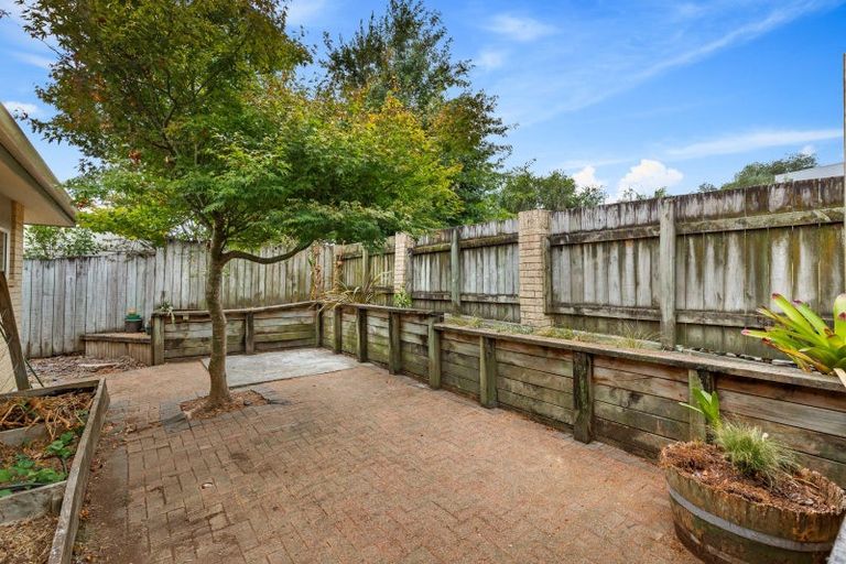 Photo of property in 6 Donald Street, Stanmore Bay, Whangaparaoa, 0932