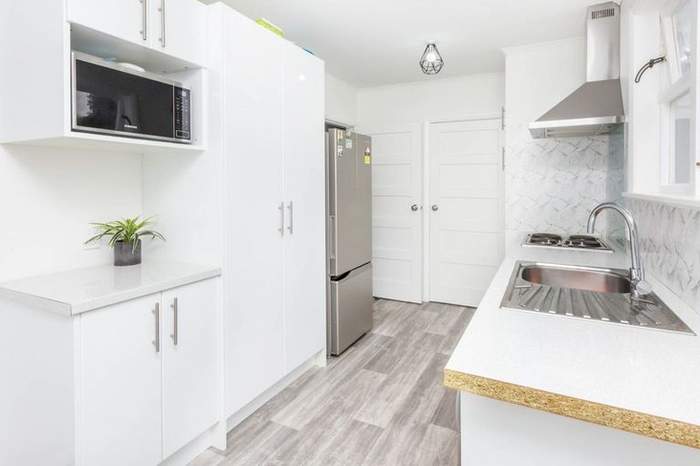 Photo of property in 68 Judd Crescent, Naenae, Lower Hutt, 5011