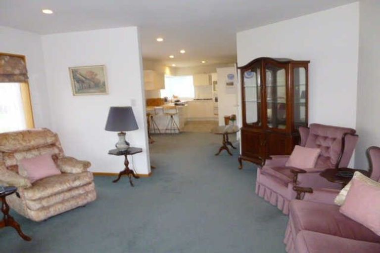 Photo of property in 1/21 Huntingdon Place, Avonhead, Christchurch, 8042