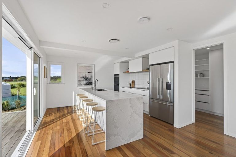 Photo of property in 29 Matarikoriko Road, Brixton, Waitara, 4382