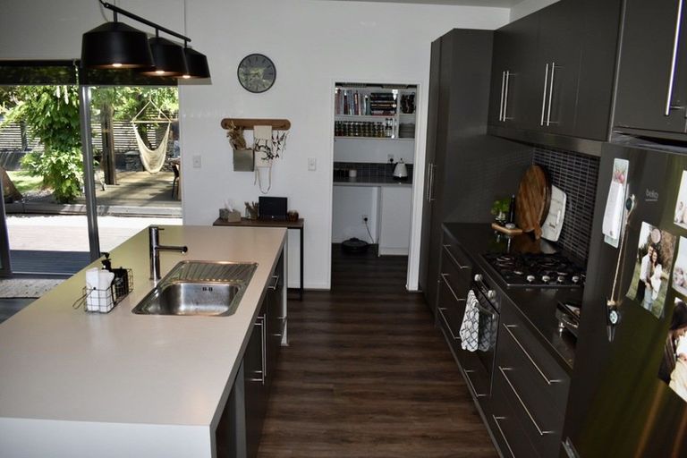 Photo of property in 1 Lakeside Terrace, Westport, 7892