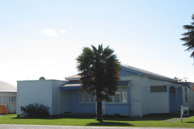 Photo of property in 33 Lucknow Street, Wairoa, 4108