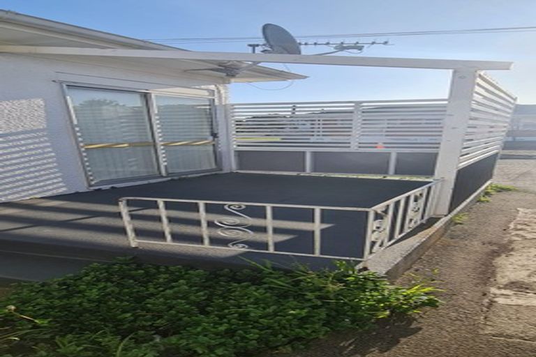 Photo of property in 1/5 Hill Road, Papatoetoe, Auckland, 2025
