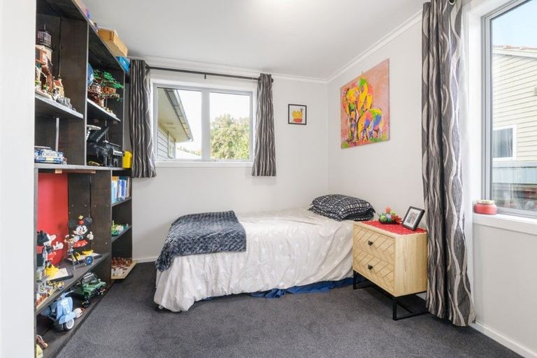 Photo of property in 64 Alfred Street, Fairfield, Hamilton, 3214