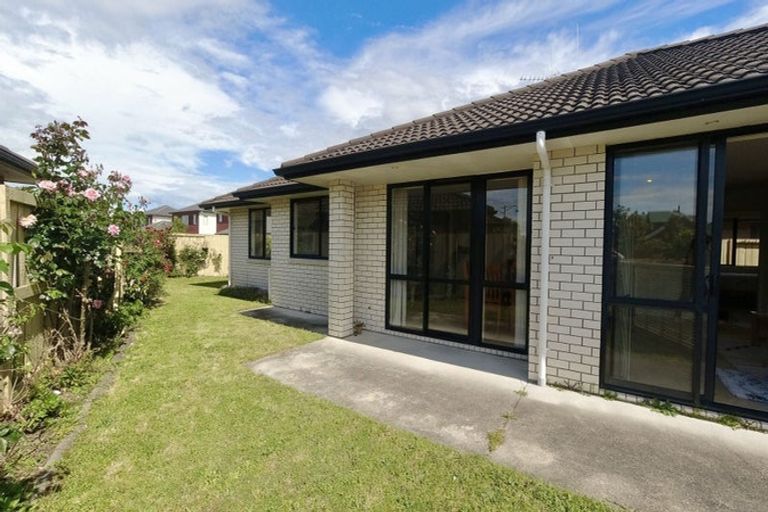 Photo of property in 10 Parkside Drive, Huntington, Hamilton, 3210