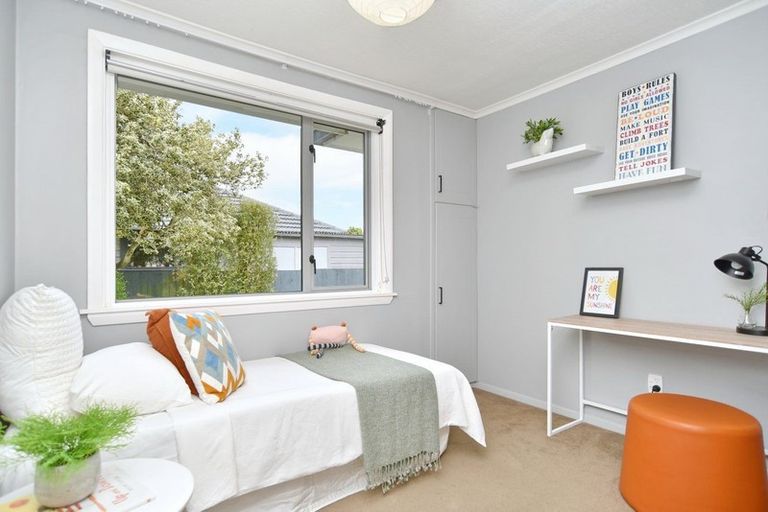 Photo of property in 42 Croziers Road, St Albans, Christchurch, 8052