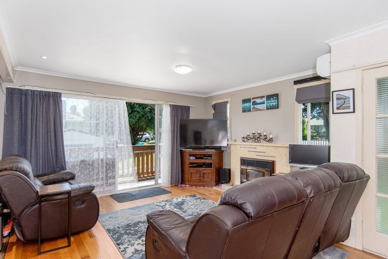 Photo of property in 12 Malyon Street, Te Puke, 3119