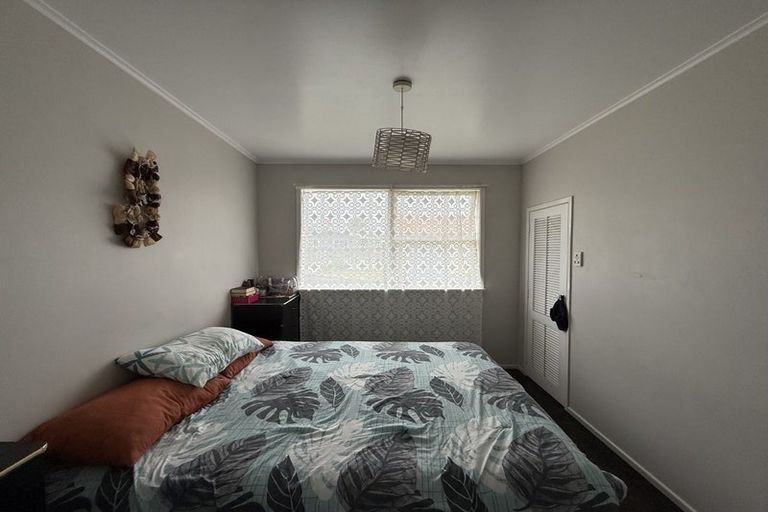Photo of property in 3 Chisholm Place, Mangere East, Auckland, 2024