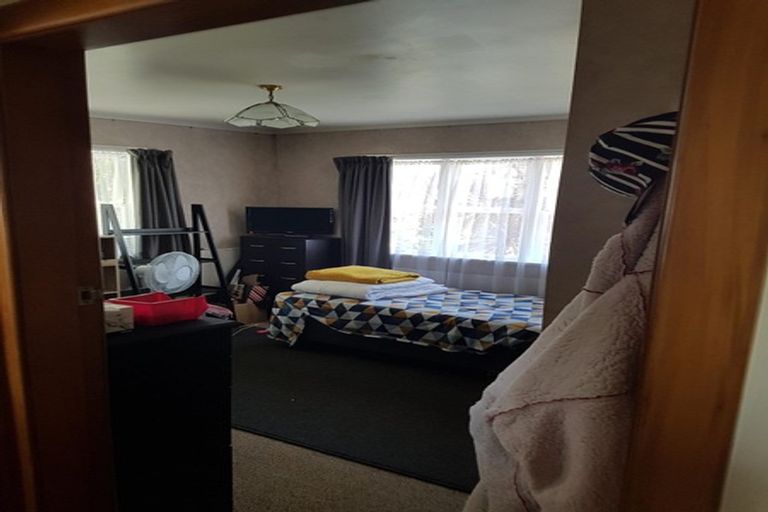 Photo of property in 32 Youngs Road, Papakura, 2110