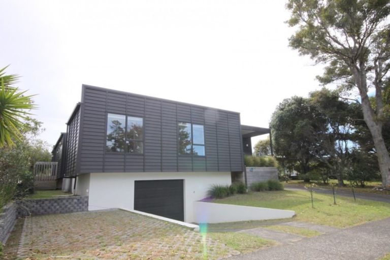 Photo of property in 42 Vista Paku, Pauanui, Hikuai, 3579