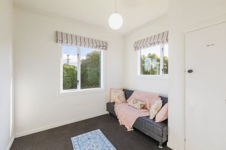 Photo of property in 3 Francis Drake Street, Waipukurau, 4200