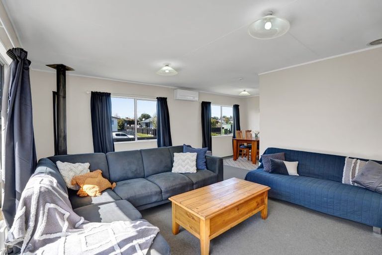 Photo of property in 26 Rewa Street, Inglewood, 4330