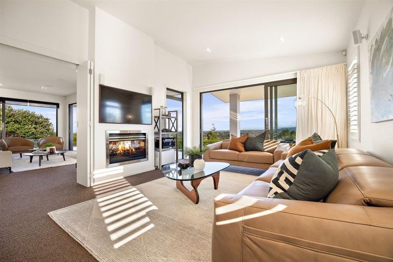 Photo of property in 55 Pinetone Road, Kumeu, 0892