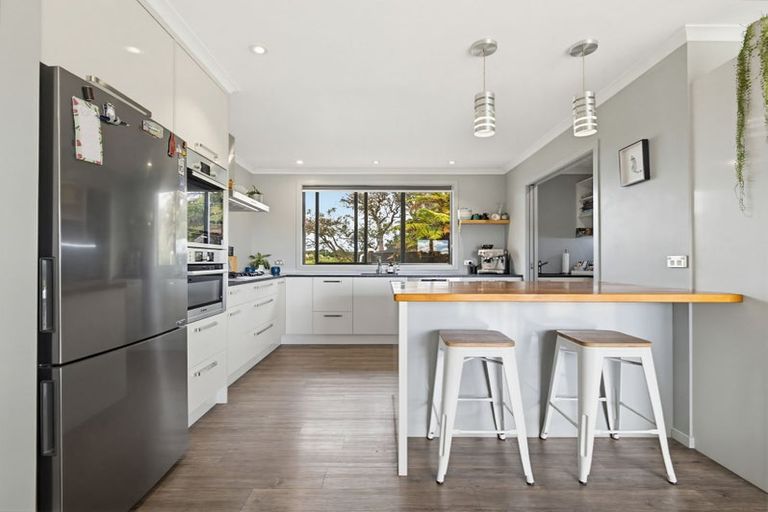 Photo of property in 69 Waipipi Wharf Road, Pollok, Waiuku, 2683
