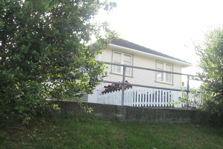 Photo of property in 25 Mckillop Street, Ranui, Porirua, 5024