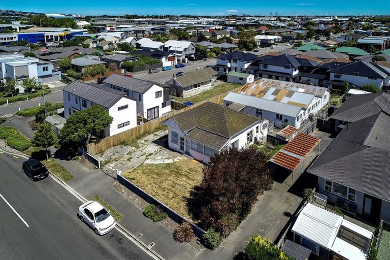 Photo of property in 25 Picton Avenue, Riccarton, Christchurch, 8011